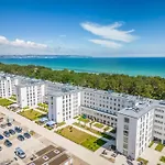 Prora - Ferienwohnung Mit Meerblick Und Strandkorb Am Strand - Fruehlicht
