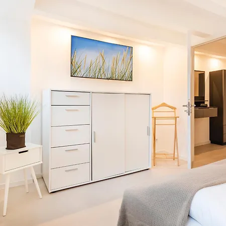 Prora - Fruehlicht * 빈츠